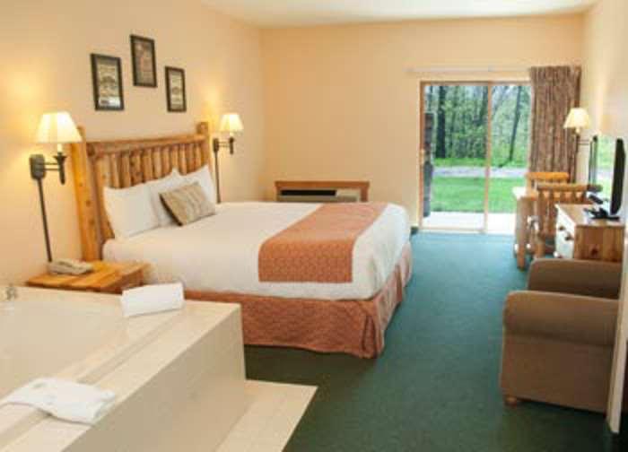 Hotel The Waters Of Minocqua Habitación foto